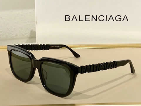 Replica Balenciaga Fashion Pilot Men Polarized Sunglasses Oversized Aviation Male Sun Glasses Classic Driving Shades UV400 102