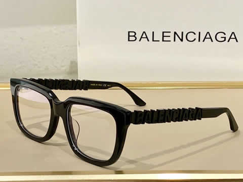 Replica Balenciaga Fashion Pilot Men Polarized Sunglasses Oversized Aviation Male Sun Glasses Classic Driving Shades UV400 99