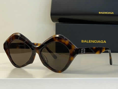 Replica Balenciaga Fashion Pilot Men Polarized Sunglasses Oversized Aviation Male Sun Glasses Classic Driving Shades UV400 97