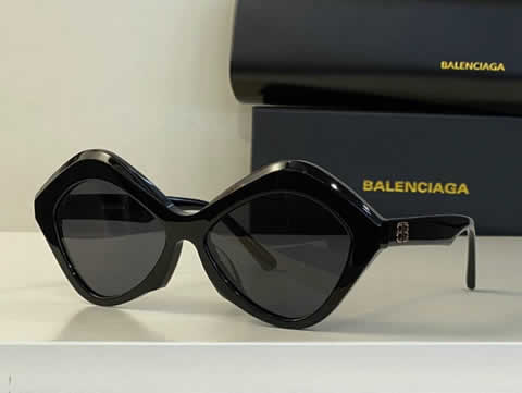 Replica Balenciaga Fashion Pilot Men Polarized Sunglasses Oversized Aviation Male Sun Glasses Classic Driving Shades UV400 94