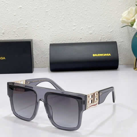 Replica Balenciaga Fashion Pilot Men Polarized Sunglasses Oversized Aviation Male Sun Glasses Classic Driving Shades UV400 29