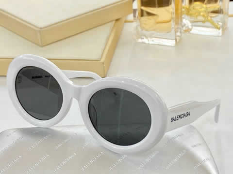 Replica Balenciaga Fashion Pilot Men Polarized Sunglasses Oversized Aviation Male Sun Glasses Classic Driving Shades UV400 05