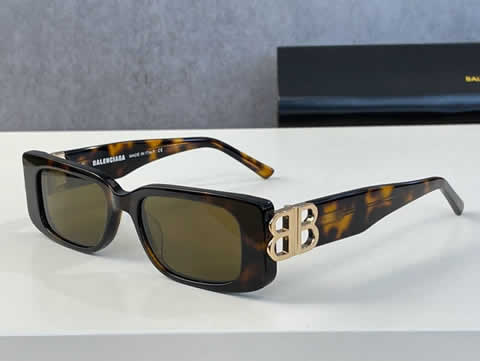 Replica Balenciaga Fashion Pilot Men Polarized Sunglasses Oversized Aviation Male Sun Glasses Classic Driving Shades UV400 01