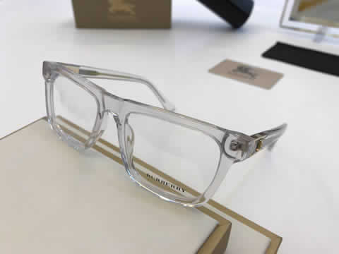 Replica Burberry Classic Aviator Sunglasses for Men Women Driving Sun glasses Polarized Lens 100% UV Blocking 200