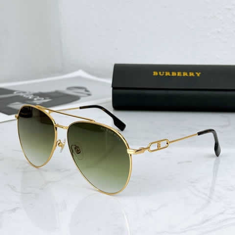 Replica Burberry Classic Aviator Sunglasses for Men Women Driving Sun glasses Polarized Lens 100% UV Blocking 182