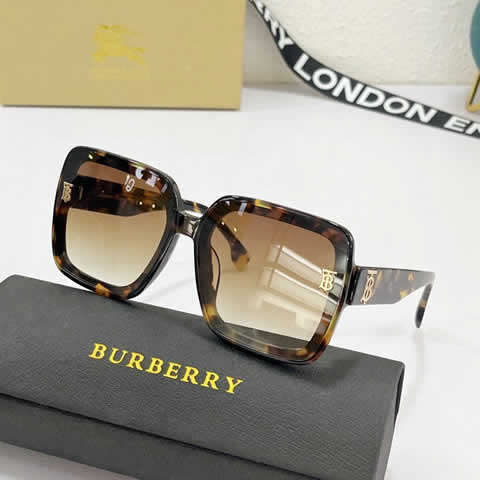Replica Burberry Classic Aviator Sunglasses for Men Women Driving Sun glasses Polarized Lens 100% UV Blocking 102