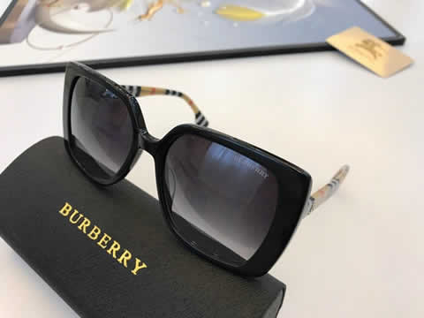 Replica Burberry Classic Aviator Sunglasses for Men Women Driving Sun glasses Polarized Lens 100% UV Blocking 100