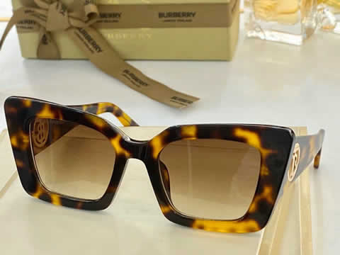 Replica Burberry Classic Aviator Sunglasses for Men Women Driving Sun glasses Polarized Lens 100% UV Blocking 77