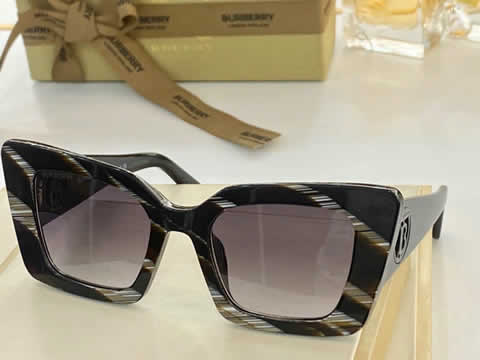 Replica Burberry Classic Aviator Sunglasses for Men Women Driving Sun glasses Polarized Lens 100% UV Blocking 74