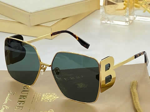 Replica Burberry Classic Aviator Sunglasses for Men Women Driving Sun glasses Polarized Lens 100% UV Blocking 70