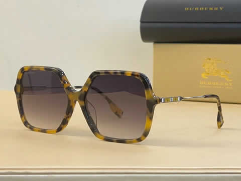 Replica Burberry Classic Aviator Sunglasses for Men Women Driving Sun glasses Polarized Lens 100% UV Blocking 50
