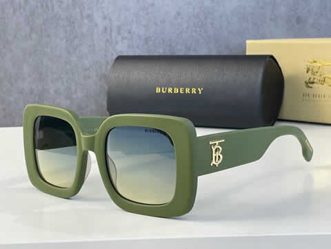 Replica Burberry Classic Aviator Sunglasses for Men Women Driving Sun glasses Polarized Lens 100% UV Blocking 44