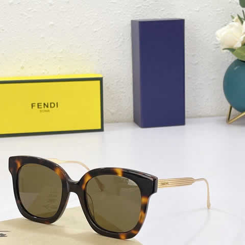 Replica Fendi Fashion Brand Designer Cat Eye Women Sunglasses Oversized Sun Glasses Cat eye Vintage Female Eyewear 79