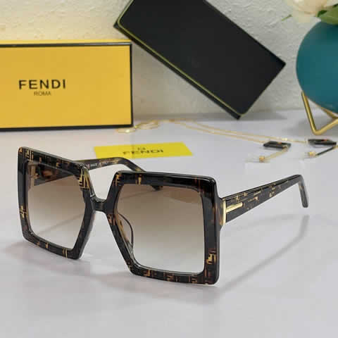 Replica Fendi Fashion Brand Designer Cat Eye Women Sunglasses Oversized Sun Glasses Cat eye Vintage Female Eyewear 46