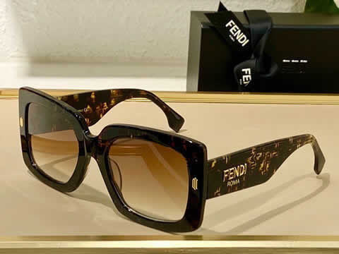 Replica Fendi Fashion Brand Designer Cat Eye Women Sunglasses Oversized Sun Glasses Cat eye Vintage Female Eyewear 32