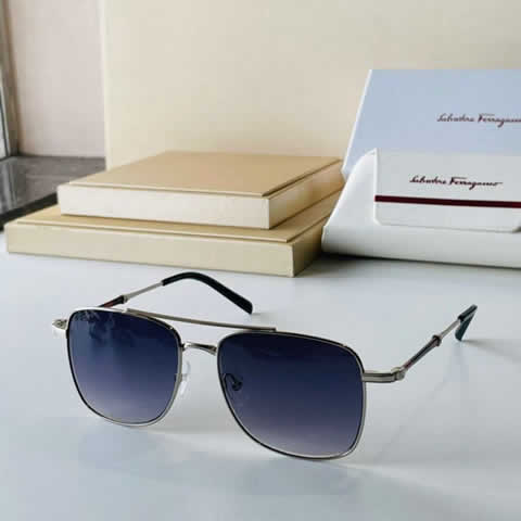 Replica Ferragamo Outdoor Fashion Sunglasses UV Protection Polarized Glasses Men Protection Eyewear 116