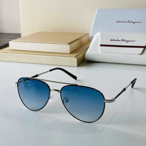 Replica Ferragamo Outdoor Fashion Sunglasses UV Protection Polarized Glasses Men Protection Eyewear 113