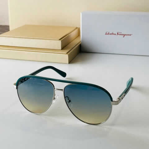 Replica Ferragamo Outdoor Fashion Sunglasses UV Protection Polarized Glasses Men Protection Eyewear 106