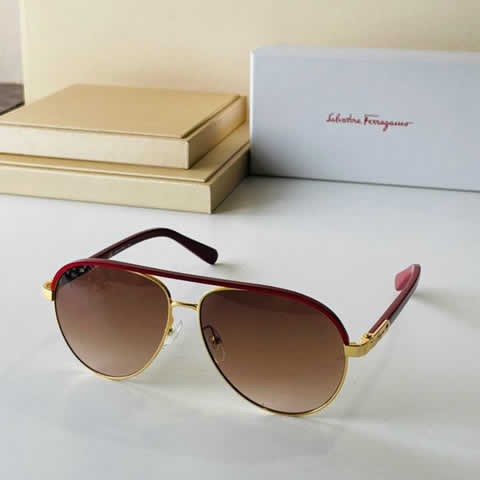 Replica Ferragamo Outdoor Fashion Sunglasses UV Protection Polarized Glasses Men Protection Eyewear 105