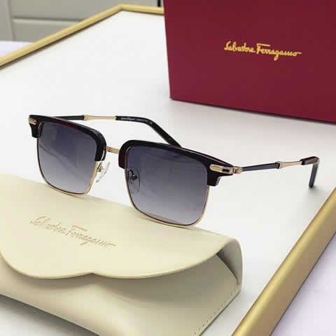 Replica Ferragamo Outdoor Fashion Sunglasses UV Protection Polarized Glasses Men Protection Eyewear 38