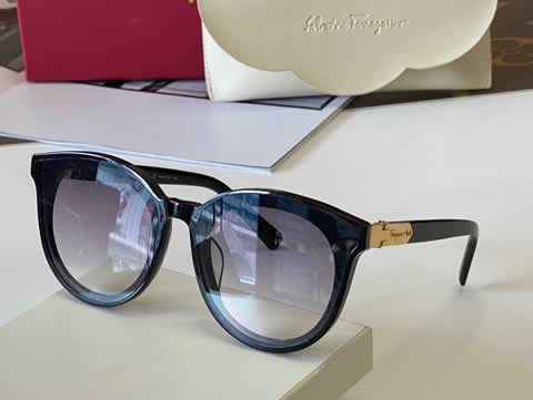Replica Ferragamo Outdoor Fashion Sunglasses UV Protection Polarized Glasses Men Protection Eyewear 16