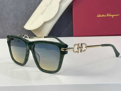 Replica Ferragamo Outdoor Fashion Sunglasses UV Protection Polarized Glasses Men Protection Eyewear 02