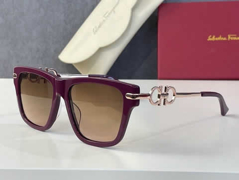 Replica Ferragamo Outdoor Fashion Sunglasses UV Protection Polarized Glasses Men Protection Eyewear 01