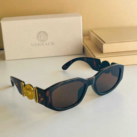 Replica Versace Polarized Sunglasses Men Women Designer Retro Sun Glasses Vintage Male Female 10