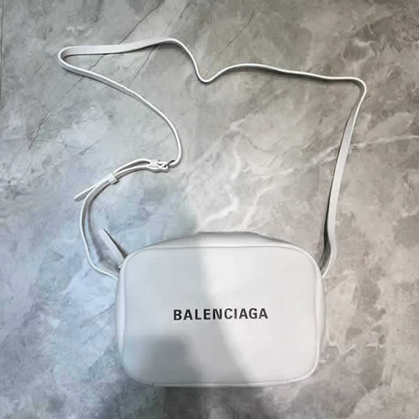 Hot Sale Fake Balenciaga Balen Everyday Camera Bag Crossbody Bag