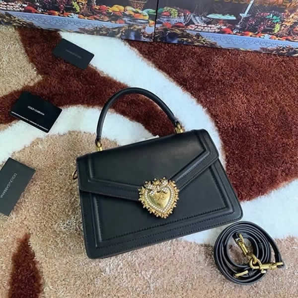 Wholesale Discount Fake Dolce & Gabbana High Quality Black Hand Flip Bag