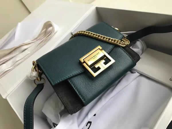 Replica Discount Green New Givenchy Gv3 Flap Bags High Quality