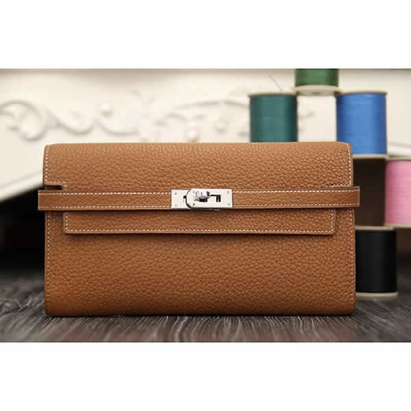 Hermes Kelly Longue Wallet In Brown Clemence Leather RS13981