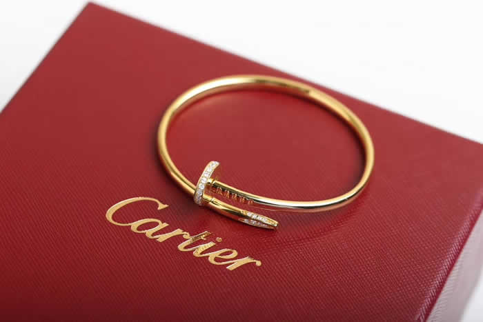 Designer Fake Discount Classic Nail Cartier Bracelet With Diamonds