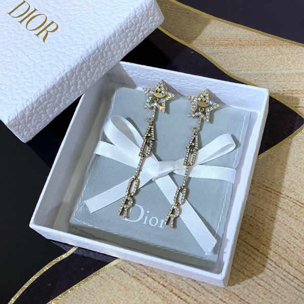 Dior New Golden Vintage Classic Bee Cd Letter Jadior Asymmetric Earrings