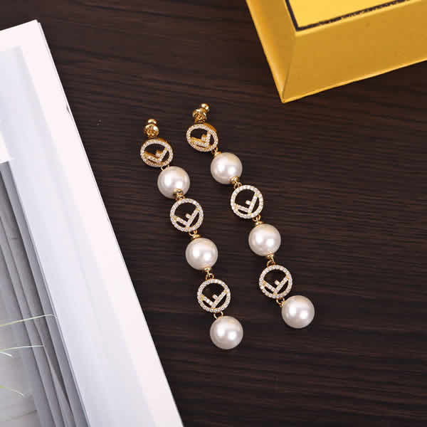 Fendi Silver Earrings For Women New Trendy Lady Fashion Ear Piercing Jewelry