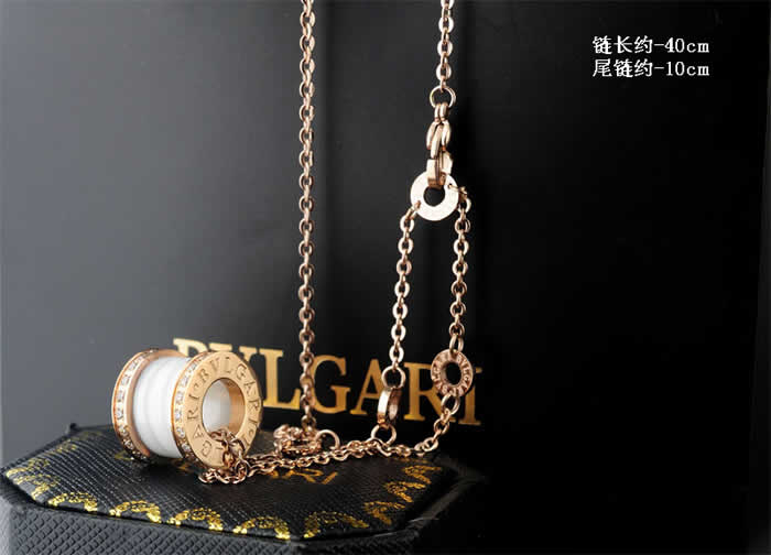 Personalized Customized Necklace For Women Gift Fake Bvlgari Fashion Lady Necklaces 38