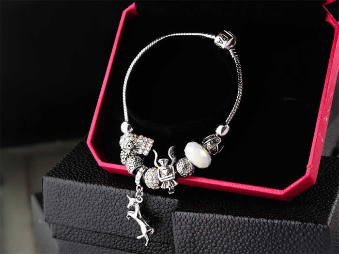 Bracelets Women Men Gifts High Quality Fake Pandora Bracelet 152