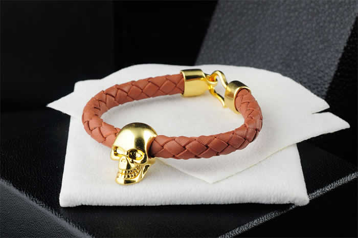 New Fashion Roman Style Woman Bracelet Fake Cheap Alexander McQueen Bracelet 10