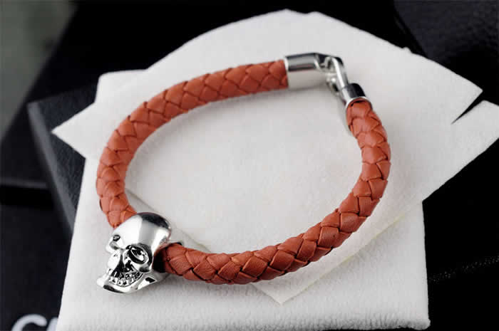 New Fashion Roman Style Woman Bracelet Fake Cheap Alexander McQueen Bracelet 12