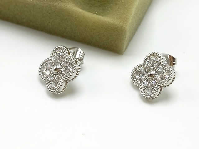 Fashion New Earrings For Women Replica Van Cleef & Arpels Earrings 118