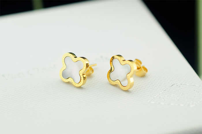 Fashion New Earrings For Women Replica Van Cleef & Arpels Earrings 123