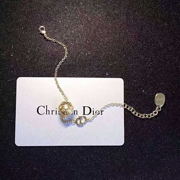 1:1 Quality Replica New Fashion Ladies Christian Dior Bracelets 02