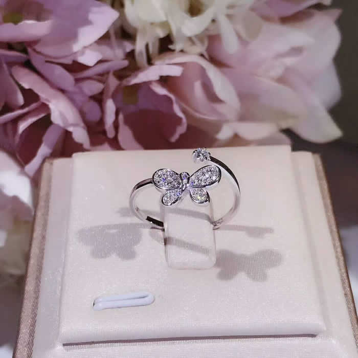 High Quality Women Men New Wedding Ring Fake Van Cleef & Arpels Rings 03