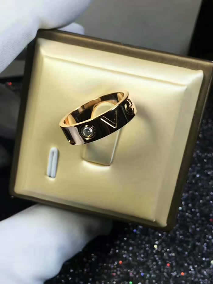Hot Sale Designer Fake Fashion Cheap Cartier Rings Top Quality 05