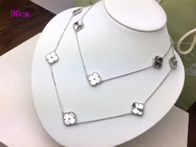 High Quality Jewelry Gifts Fake Van Cleef & Arpels Necklaces 05