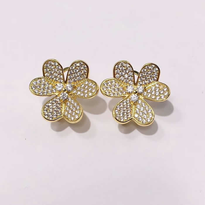 Fashion New Earrings For Women Replica Van Cleef & Arpels Earrings 99