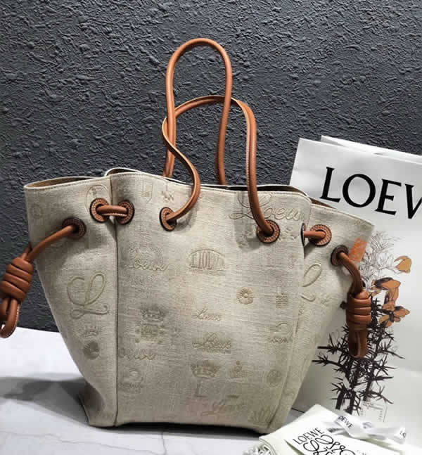 2019 High Qaulity Loewe Flamenco Knot Gray Tote Bag 261851