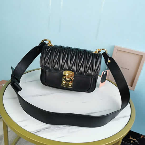 Replica Discount Miu Miu Classic Fashion Black Stray Bag 5BD161