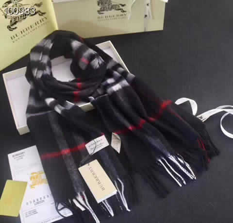 Fashion Casual Scarfs Replica Cheap Burberry Scarves High Quality 26