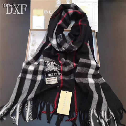 Fashion Casual Scarfs Replica Cheap Burberry Scarves High Quality 150